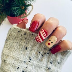 Hand painted artificial gel nails kit.  Choose your nail size and shape.